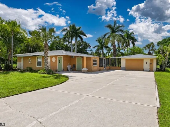 1207 Green Ave, North Fort Myers, FL 33903