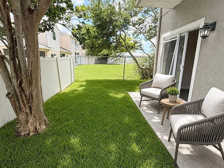 13201 Opal Ct — Photo 33
