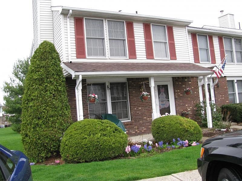 1st image of 16 Ben Franklin Dr #317