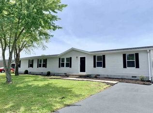 1729 Duchess Dr, Bowling Green, KY 42101