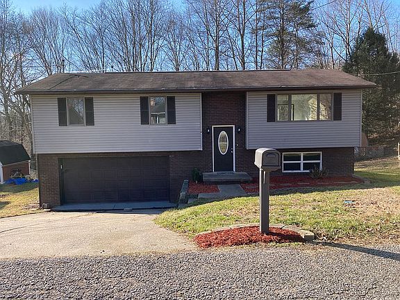 5th image of 7 Barberry Ln