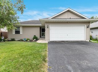 718 Redwood Ct, Genoa, IL 60135