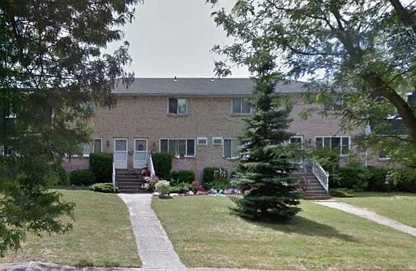 1st image of 72 Seabrook Dr