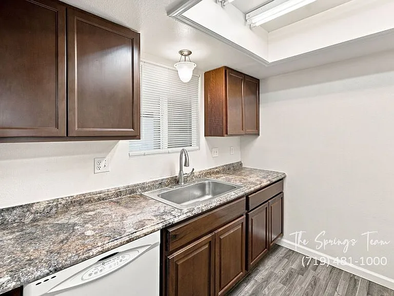 3014 Starlight Cir — Photo 15