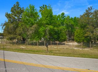 17755 Bosley Dr, Spring Hill, FL 34610