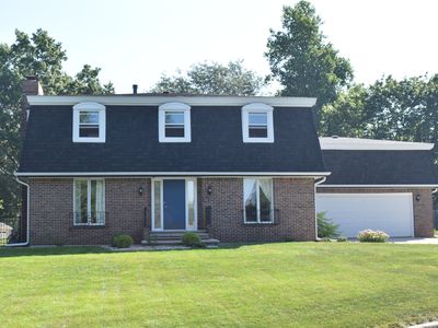 822 King Arthur Ln, Ottawa, IL, 61350