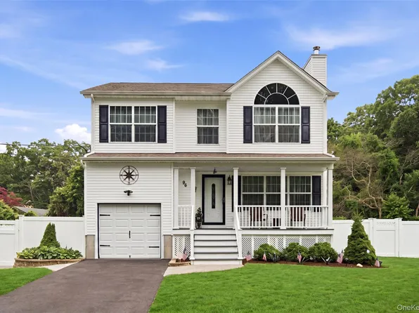 (undisclosed Address), Mastic, NY 11950
