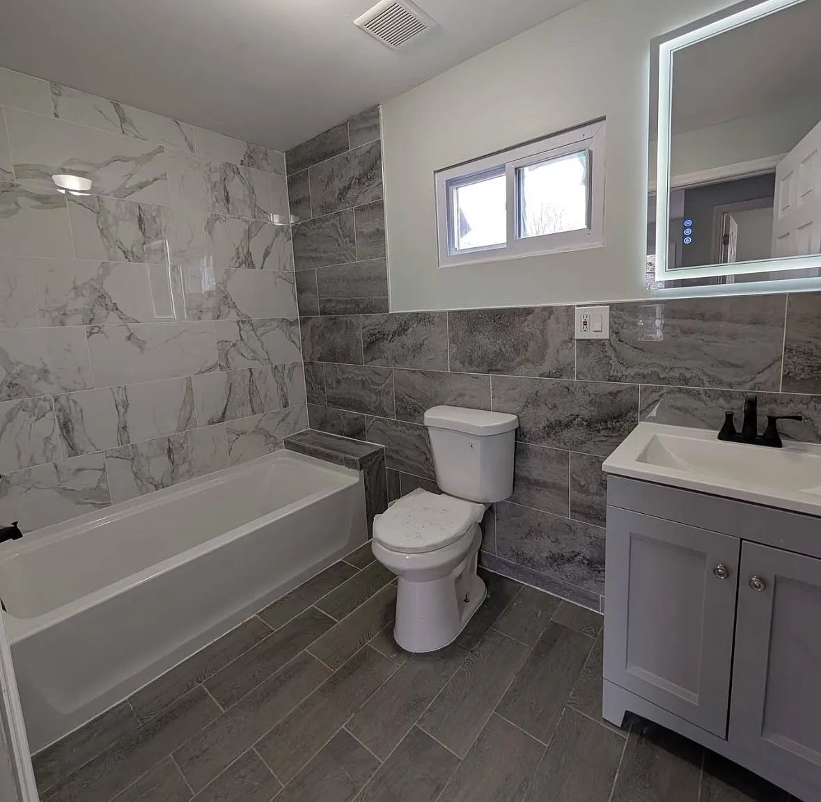 3 bed, $2,450 — Photo 1