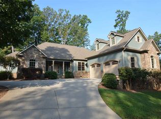 120 Oak Crest Cir, Seneca, SC 29672