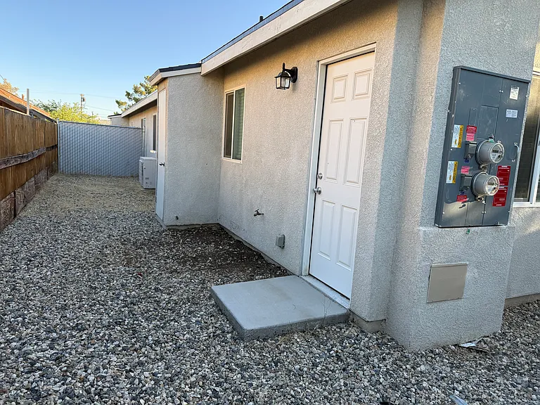 206 W Robertson Rd #A — Photo 13