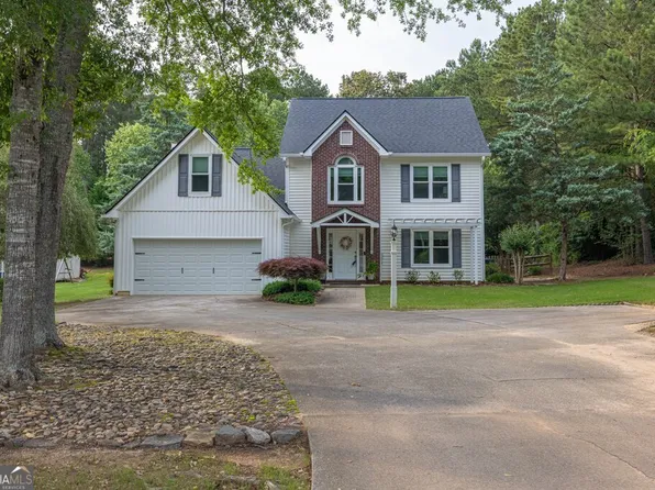 2101 Emerald Dr, Loganville, GA 30052