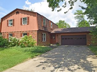 6058 Sebright Ln, Cincinnati, OH 45230