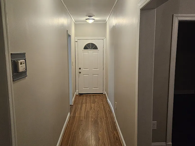 805 Eastern Ave — Photo 11