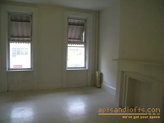 Rented by aptsandlofts.com | media 5