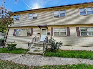18 High Top Cir #2, Hamden, CT 06514