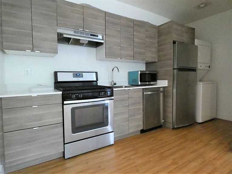 1946 Holmby Ave — Photo 5