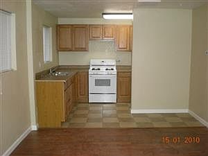 2nd image of 45146 Elm Ave