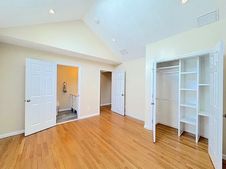 298 Adams St #- — Photo 15
