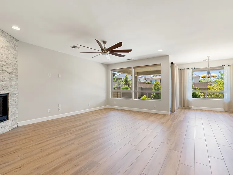 1292 N Low Valley Ln — Photo 5