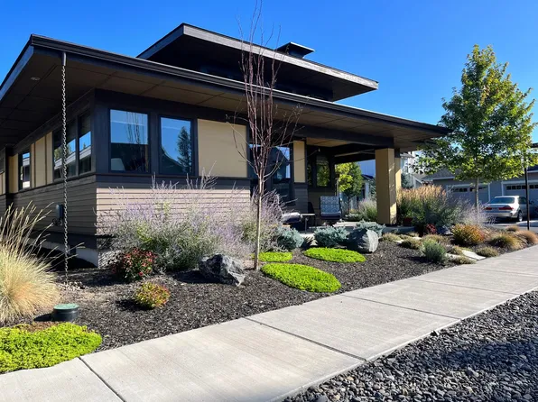 282 W Clearpine Dr, Sisters, OR 97759