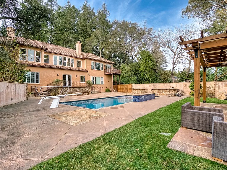 2703 Brush Creek Rd — Photo 6