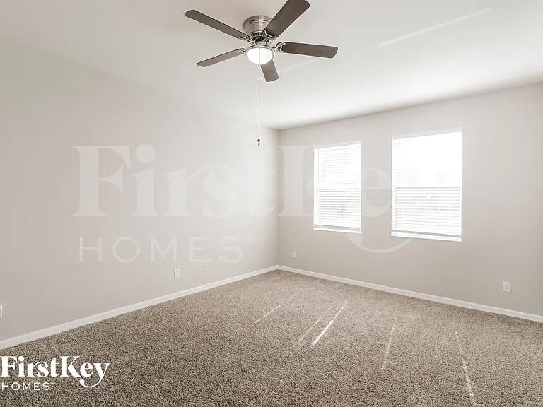 1134 Ketzal Dr — Photo 8