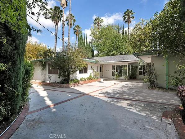 4830 Woodley Ave, Encino, CA 91436