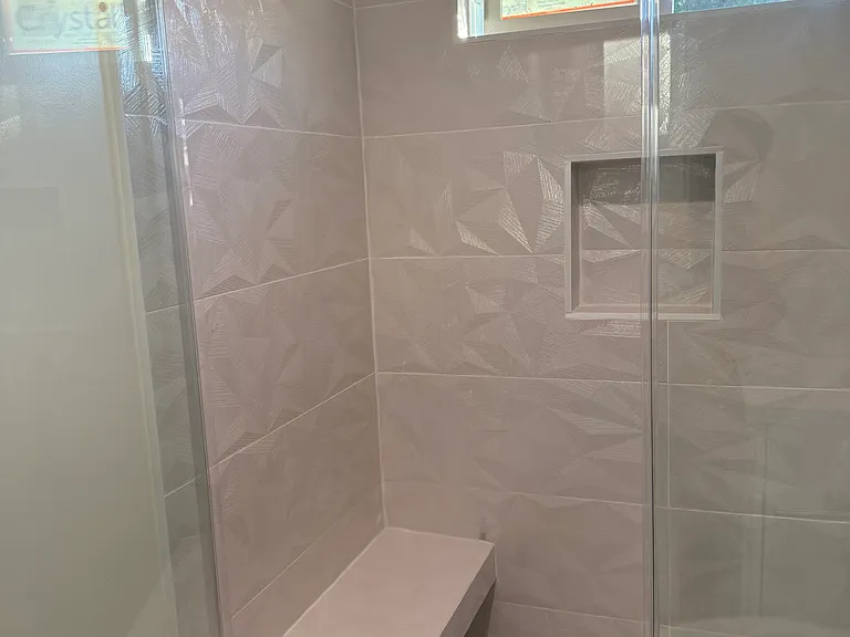 825 Bilton Way #B — Photo 33