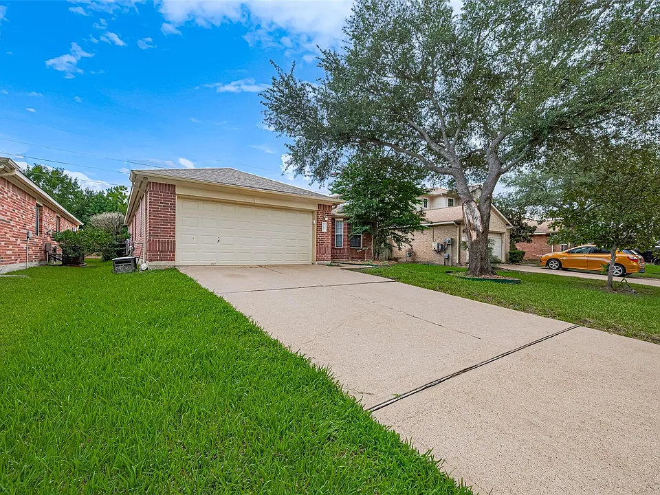 17323 Thicket Hollow Ln