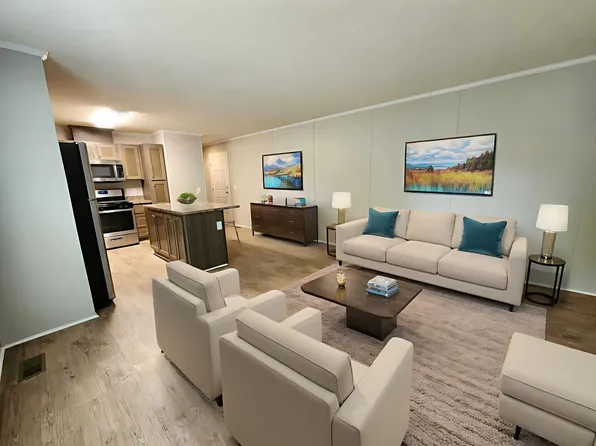 3709 Juniper St, Clarkston, MI 48348