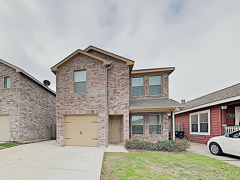1st image of 749 River Hill Ln