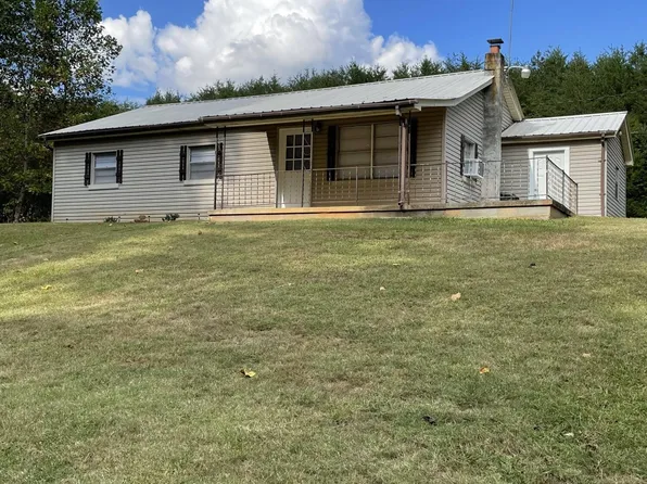 546 Shoal Creek Rd, Englewood, TN 37329
