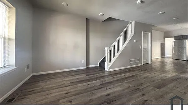 126 N Edgewood St — Photo 9