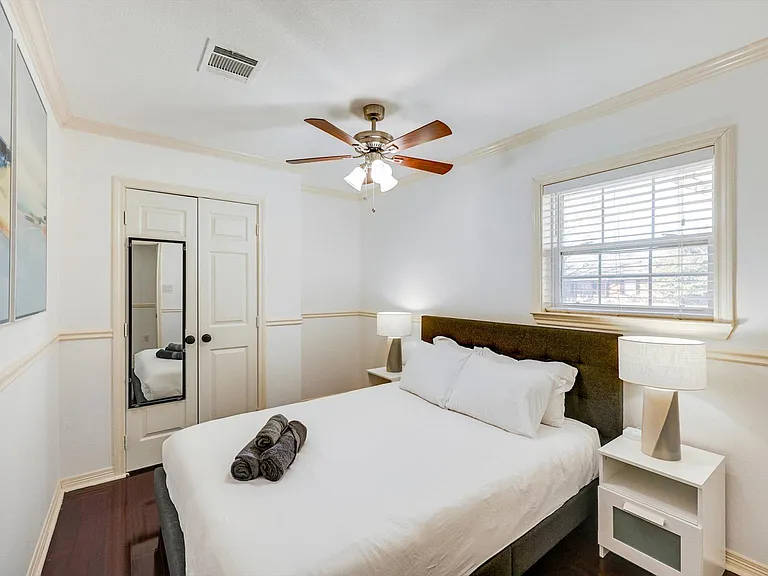 3544 Northaven Rd — Photo 24