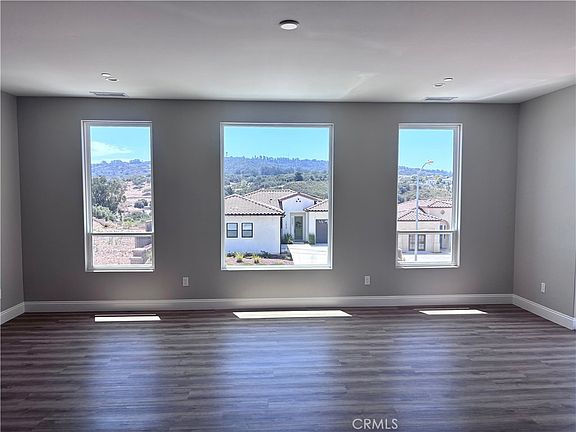 3rd image of 1607 Tuscan Way