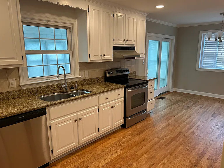 4904 Leatherneck Rd — Photo 10