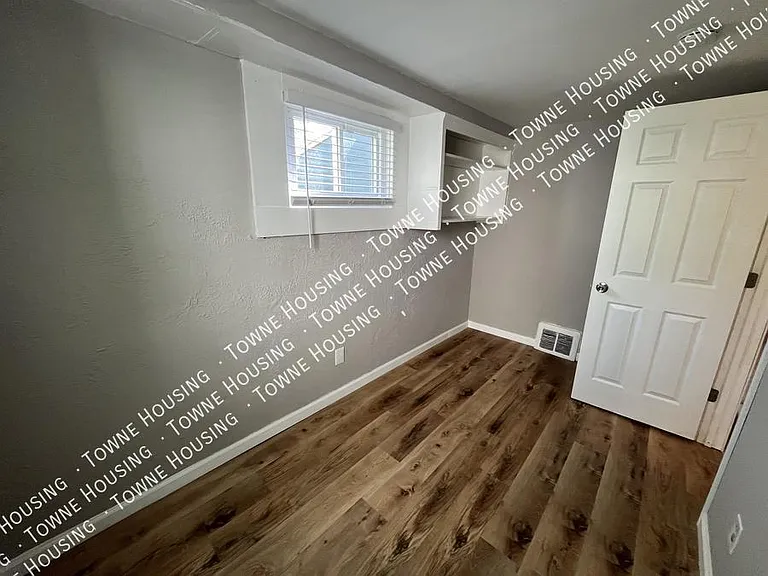 80 Charlotte St #1 — Photo 14