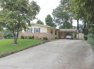2201 Knollcrest Ln, Knoxville, TN 37920