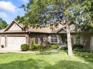 1401 Stoneycreek Cir, Branson West, MO 65737