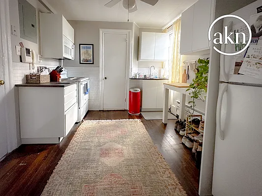 Rented by The Agency | media 4