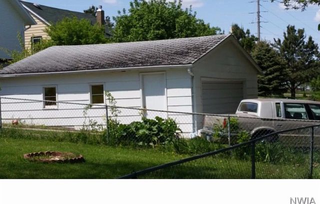 2nd image of 2509 Washington Ave