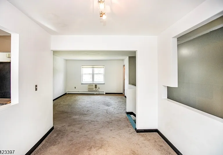 1130 Valley Rd #2B — Photo 1