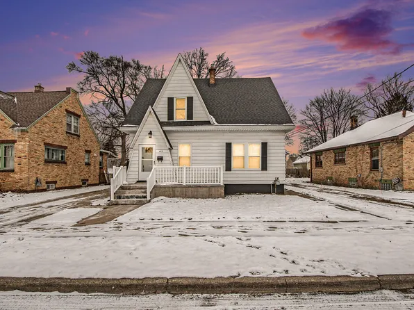 425 Airview St SE, Wyoming, MI 49548