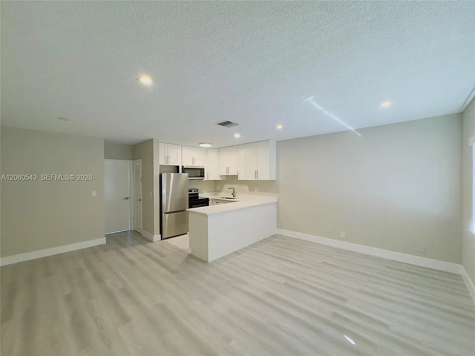1903 SW 3rd Ave #1
