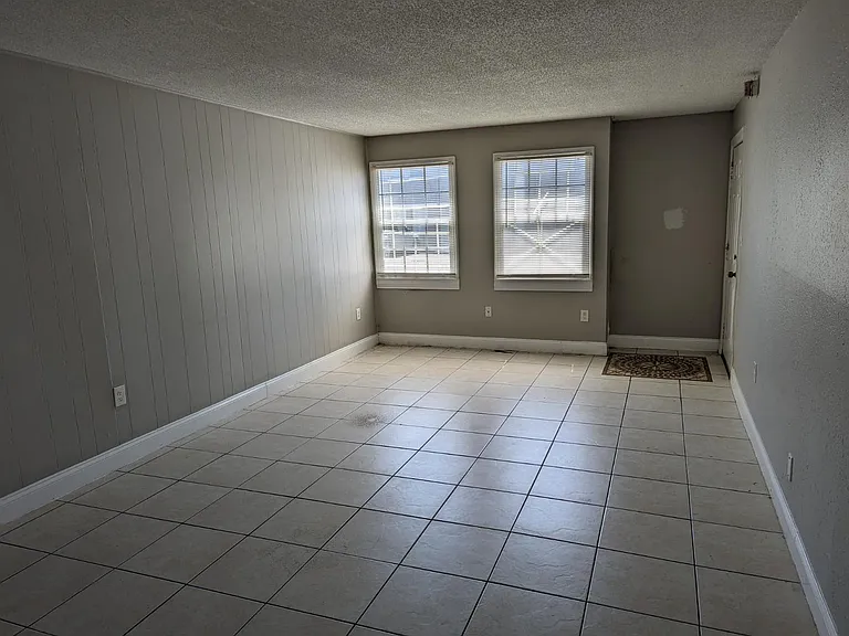 2753 L B McLeod Rd #B — Photo 5