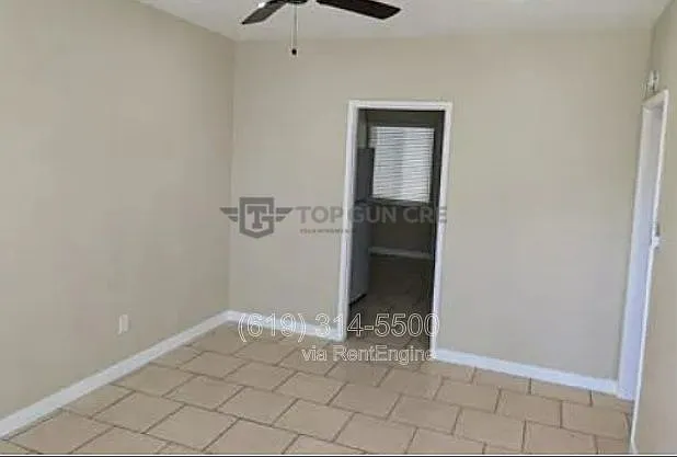 4209 Winona Ave #4223 — Photo 12