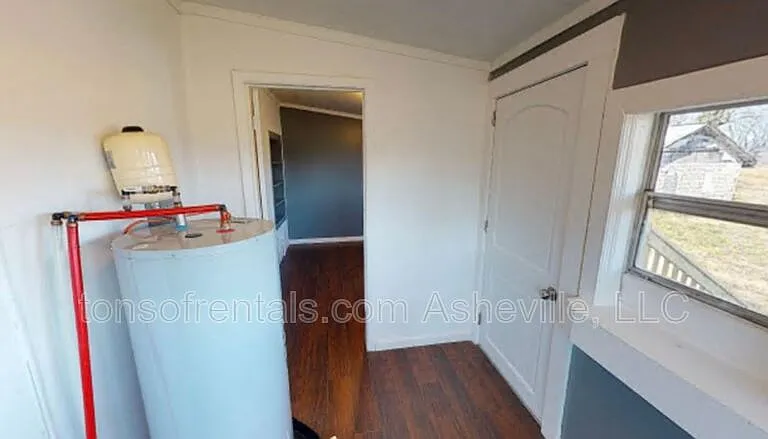 391 Deaverview Rd — Photo 21