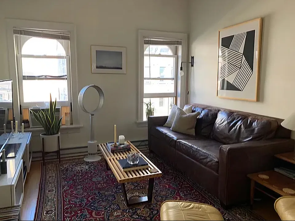 38 W 71st St #5F