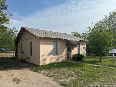 1273 Monterrey, Uvalde, TX, 78801