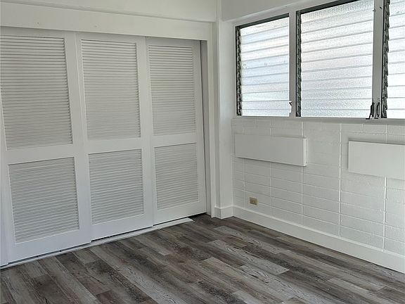 4th image of 417 Nohonani St APT 414